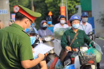 Hà Nội cho phép tiếp tục sử dụng giấy đi đường cũ đã cấp