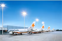 Máy bay Jetstar Pacific bị sét đánh, khách nói hãng hỗ trợ không tốt