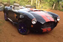 “Siêu xe” Shelby Cobra tự chế 100 triệu tại VN