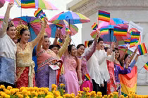 Video: Lần đầu tiên LGBT Thái Lan được diễu hành đòi bình đẳng giới