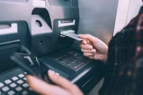 Ngân hàng nào làm thẻ căn cước công dân gắn chip rút tiền tại ATM?