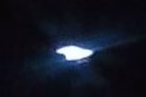 Phát hiện vật thể lạ giống UFO gần khách sạn ở Mỹ