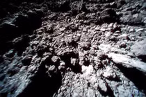 Khám phá khó tin về bề mặt tiểu hành tinh Ryugu 