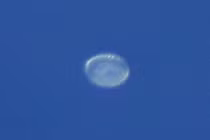 UFO hình sứa khổng lồ xuất hiện ở Mỹ