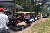 “Tắc đường” tại sân golf Đại Lải, Tam Đảo do quá đông khách đến chơi