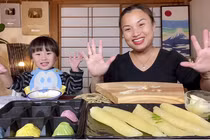 Quỳnh Trần JP vừa đạt thành tích khủng sau 2 năm làm Youtube