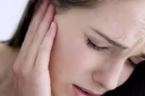 Video: Cách chữa bệnh lạ bằng nhỏ 1 giọt dầu ô liu vào tai