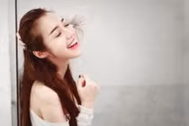 Video: 5 con giáp phất lên thành đại gia tháng 3/2018 âm lịch