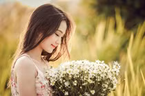 Video: Phụ nữ để yêu và phụ nữ để cưới