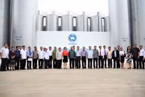 Đoàn đại biểu cấp cao Lào thăm và làm việc tại Vinamilk