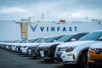 Truyền thông quốc tế: VF 8 là mẫu SUV “đáng để chờ đợi” tại Bắc Mỹ