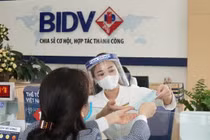 Song hành cùng BIDV: Miễn nhiều loại phí cho người mất việc vì COVID-19
