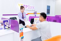 Enterprise Asia trao tặng giải thưởng kép cho ông Đỗ Minh Phú và TPBank