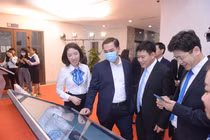 Lễ ra mắt Hệ sinh thái Chăm sóc khách hàng EVNHANOI