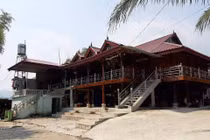 Nghi án bố giết con 10 tháng tuổi rồi tự sát