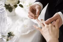 Biết tôi lấy tiền cho vợ cũ, vợ mới làm điều này khiến tôi bật khóc