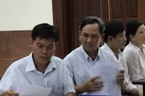 Gây thiệt hại, cựu trưởng ban cùng thuộc cấp hầu tòa