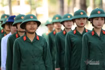 Công dân dưới 35 tuổi có thể được tuyển chọn trở thành sĩ quan dự bị