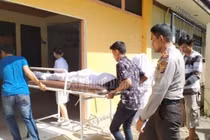 Nam sinh tử vong khi bị phạt chạy quanh sân trường vì đi học muộn