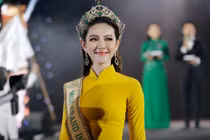 Thùy Tiên lên tiếng việc không được chào đón, bị mời xuống thảm đỏ