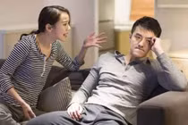 Nhà đang yên ổn, chồng muốn đập đi xây lại cho hơn hàng xóm