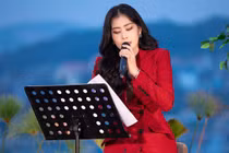 Dân mạng "bóc mẽ" Nam Em hát sai âm ngữ be bét