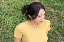 Mê mẩn huấn luyện viên yoga xinh đẹp mặc đồ bó sát tập luyện