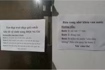 Lời "tip" siêu dễ thương của thầy giáo khiến học sinh đi toilet nhớ giật nước