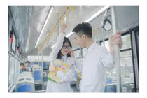Mê mệt với bộ ảnh tình yêu trong sáng của cặp đôi 10X Hà thành