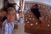 Lấy trứng troll mẹ, con trai bà Tân Vlog lại "ăn gạch"