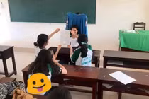 Muôn vàn cách "chụp ảnh thẻ lấy ngay" của học sinh khiến CĐM ngả mũ chào thua