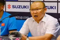 HLV Park Hang-seo quyết “làm căng” với trọng tài tại AFF Cup 2018