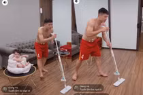 Chăm con khéo như Bùi Tiến Dũng, ai xem cũng bái phục