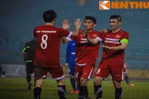 Công Vinh rực sáng, ĐT Việt Nam “diệt gọn” Than Quảng Ninh