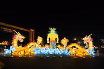 Cung đường "đèn lồng khủng lồ" hot nhất dịp Tết Nguyên đán 2025