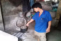 Không xin được lòng chó, đổ thuốc chuột đầu độc 18 người