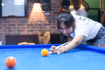 Nữ cơ thủ billiards Campuchia gây sốt SEA Games 32 là ai?