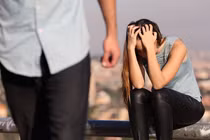 Tình yêu sinh viên: Làm sao để tiếp tục sau khi ra trường?