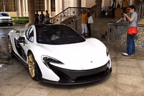 McLaren P1 mạ vàng cực độc của hoàng thân Malaysia