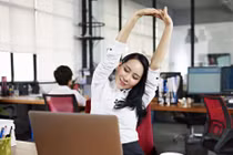 4 cách giảm mỡ bụng hiệu quả cho chị em văn phòng