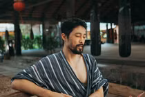 Rời showbiz, Johnny Trí Nguyễn sống bình yên trong võ đường rộng 1800m2