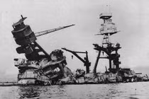 Giải mã “cái chết chóng vánh” của thiết giáp hạm khổng lồ USS Arizona 