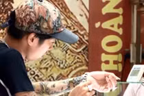 Thủ đoạn mới của tội phạm chuyên “nhắm” các cơ sở buôn vàng bạc