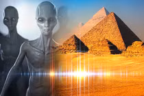 Lộ bằng chứng gây sốc UFO từng tới kim tự tháp