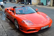 Ferrari 360 Spider - mơ ước một thời của đại gia Việt