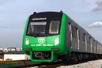 Video: Đoàn tàu Cát Linh - Hà Đông lao vun vút trên đường ray