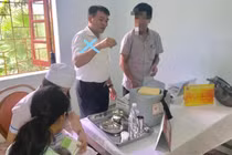 Vụ kit test Việt Á: Bắt Giám đốc CDC Hà Giang cùng 2 thuộc cấp