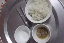  Dâu trẻ than vãn mẹ chồng nấu cơm cữ mà như cho mèo ăn