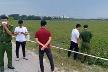Phát hiện thi thể người đàn ông dưới mương nước ở Hà Nội