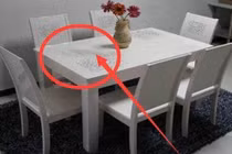 Khi những hiện tượng này xuất hiện trên bàn ăn thì Thần Tài sẽ rời đi
